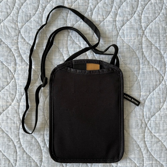 Alpine Rivers Travel Neck Wallet - Picture 3 of 4